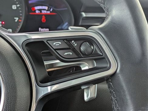 Used 2020 Porsche Macan AWD/4WD image 26