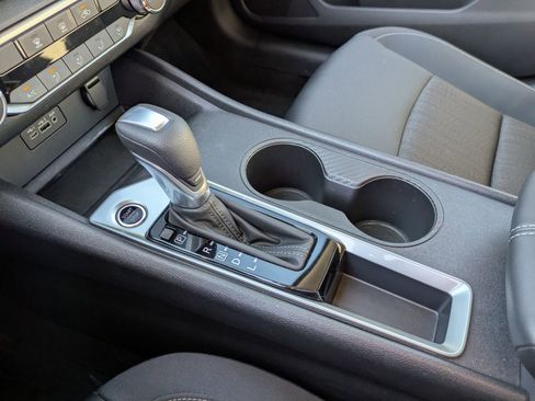 Certified 2025 Nissan Altima 2.5 S image 16