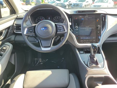 Used 2020 Subaru Outback Limited image 9