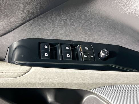 Used 2019 Toyota Camry XLE w/ Driver Assist Package image 16