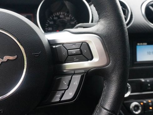 Used 2022 Ford Mustang Coupe RWD image 20