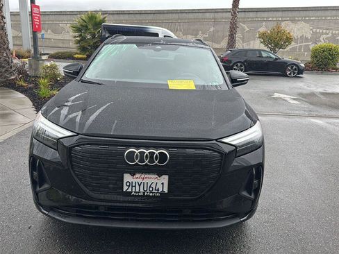 Used 2023 Audi Q4 e-tron Premium Plus w/ Premium Plus AWD/4WD image 3