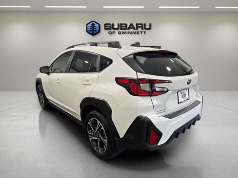 Used 2024 Subaru Crosstrek 2.0i Premium w/ Crosstrek Mirror Package AWD/4WD image 3