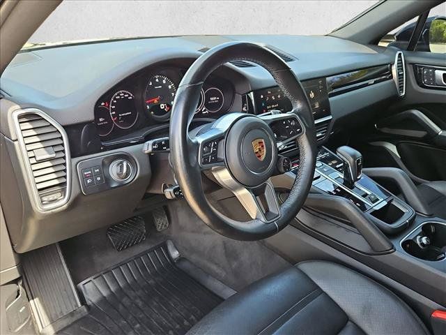 Used 2022 Porsche Cayenne Coupe AWD/4WD image 10