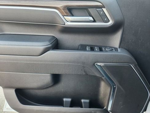 Used 2022 Chevrolet Silverado 1500 LT image 26