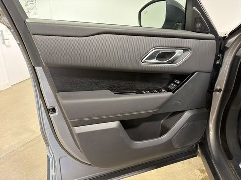 Used 2023 Land Rover Range Rover Velar S AWD/4WD image 9