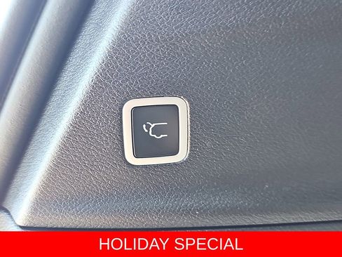 New 2025 Chrysler Pacifica Select image 14