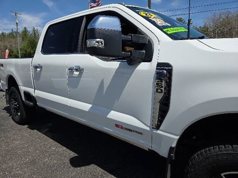 Used 2023 Ford F350 Platinum AWD/4WD image 41