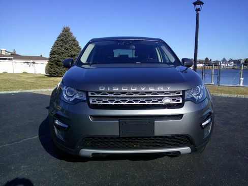 Used 2018 Land Rover Discovery Sport HSE image 24