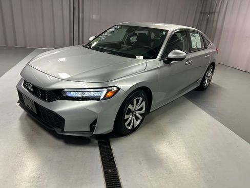 Used 2026 Honda Civic LX image 3