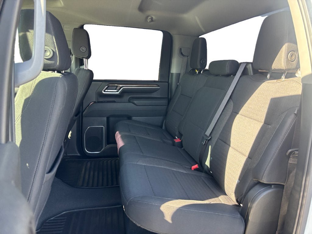 Certified 2024 Chevrolet Silverado 2500 LT w/ Convenience Package AWD/4WD image 16