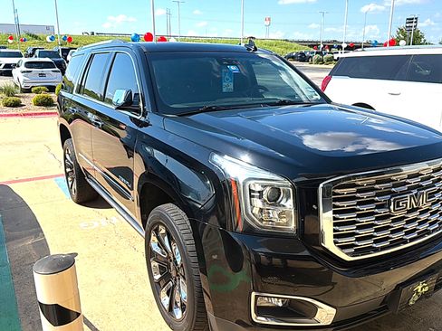Used 2019 GMC Yukon Denali w/ Denali Ultimate Package RWD image 5