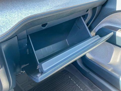 Used 2022 Ford Maverick AWD SuperCrew image 28