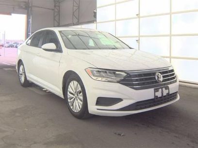 Used 2019 Volkswagen Jetta SE