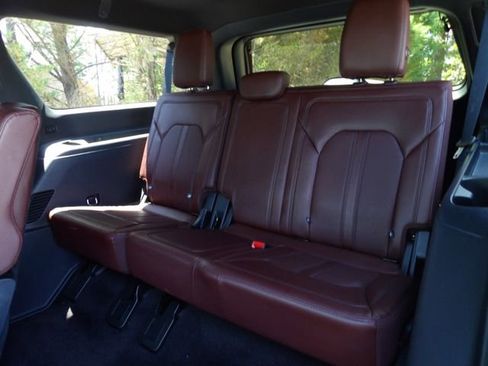 Used 2022 Ford Expedition Max Limited AWD/4WD image 10