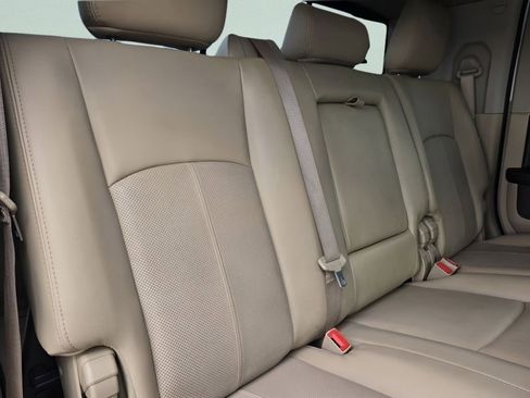 Used 2018 RAM 2500 Laramie w/ Cold Weather Group image 21