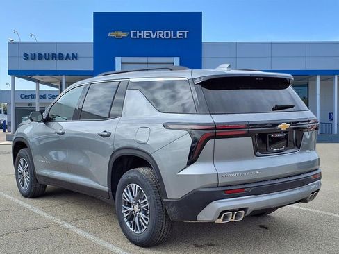New 2026 Chevrolet Traverse LT w/ Driver Confidence Package AWD/4WD image 6