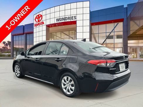 Used 2023 Toyota Corolla LE FWD image 5