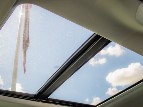 New 2026 Ford F250 Lariat w/ Black Appearance Package image 37