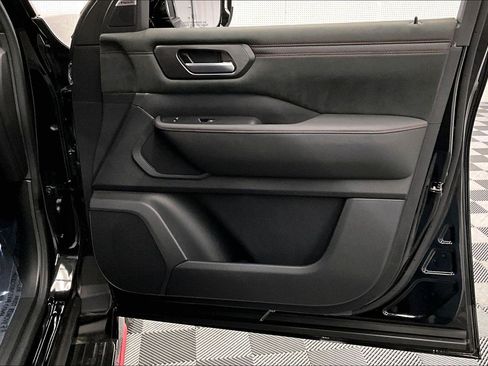 New 2026 Nissan Armada NISMO AWD/4WD image 38