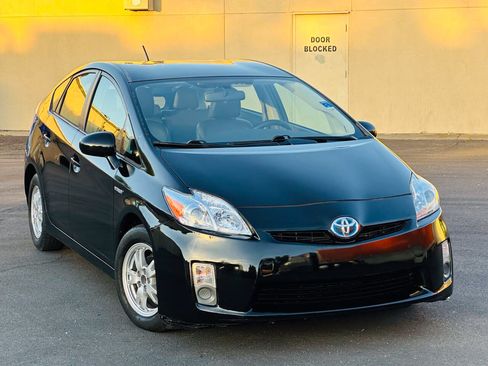 Used 2010 Toyota Prius FWD image 1