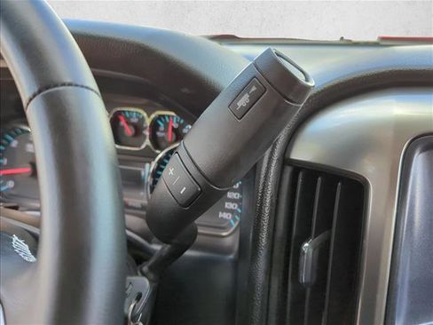 Used 2018 Chevrolet Silverado 1500 LT w/ Texas Edition image 21