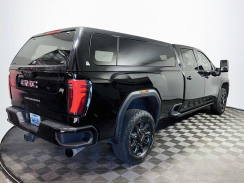 Used 2024 GMC Sierra 3500 AT4 w/ AT4 Premium Plus Package AWD/4WD image 7