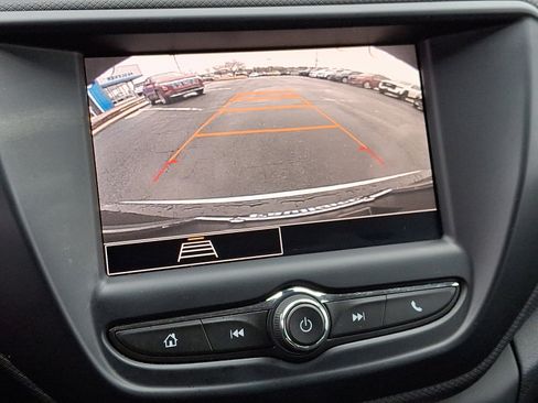 Used 2022 Chevrolet TrailBlazer LT w/ Driver Confidence Package image 18