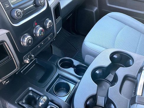 Used 2016 RAM 2500 Tradesman w/ Chrome Appearance Group image 16