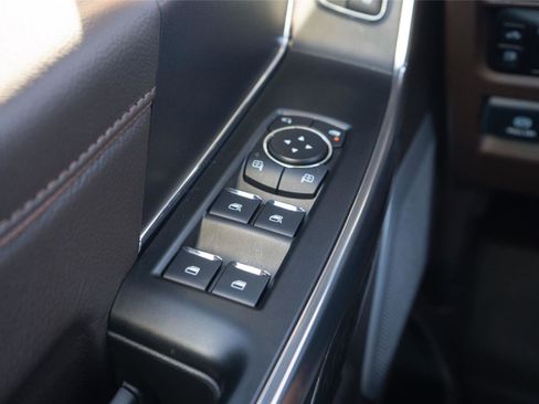 Used 2025 Ford F150 King Ranch w/ FX4 Off-Road Package image 21