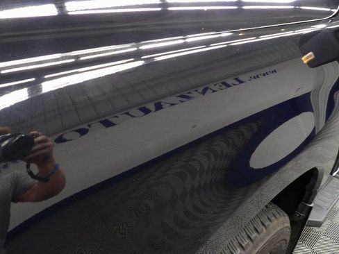 Used 2024 Ford F250 Lariat w/ Black Appearance Package image 45