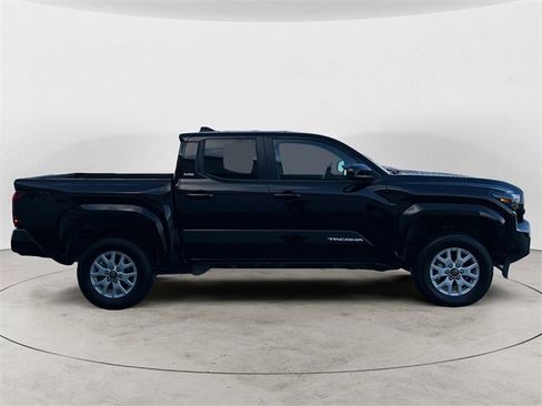 Used 2024 Toyota Tacoma SR5 image 6