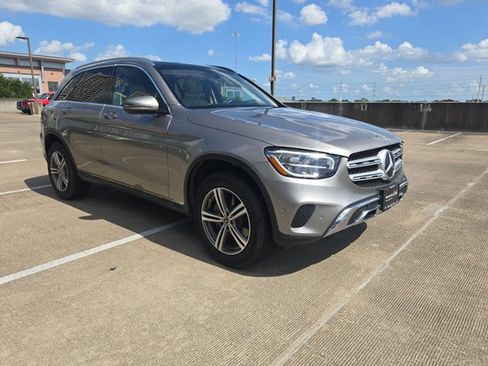 Certified 2021 Mercedes-Benz GLC 300 image 3
