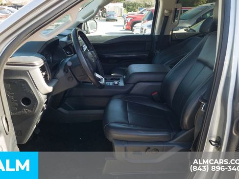 Used 2024 Ford Expedition XLT image 6
