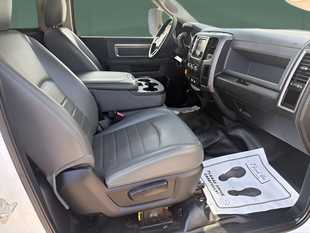 Used 2015 RAM 3500 Tradesman w/ Power & Remote Entry Group RWD image 11