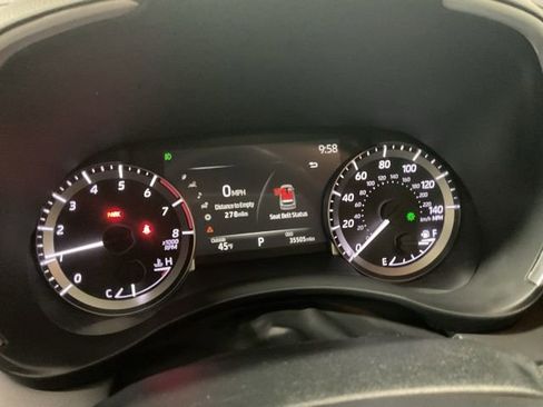 Used 2023 Toyota Highlander XLE image 14