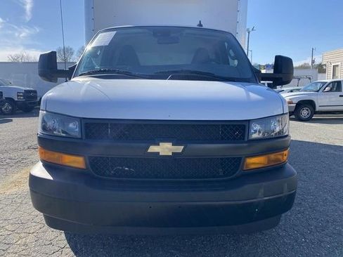 Used 2024 Chevrolet Express 3500 w/ Power Convenience Package image 36