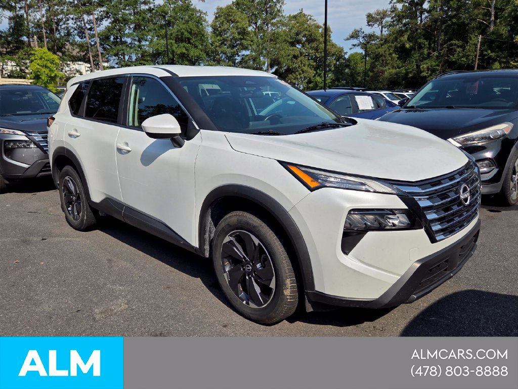Used 2025 Nissan Rogue SV FWD image 16