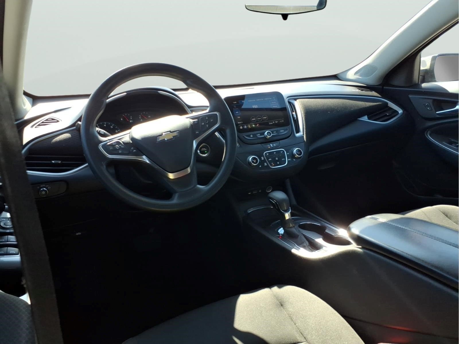 Used 2024 Chevrolet Malibu LT FWD image 10
