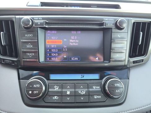 Used 2013 Toyota RAV4 XLE AWD/4WD image 17