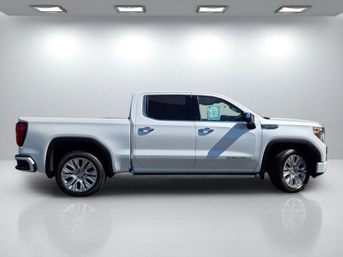 Used 2021 GMC Sierra 1500 Denali w/ Denali Ultimate Package AWD/4WD image 3