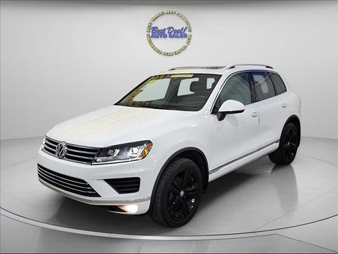 Used 2017 Volkswagen Touareg Wolfsburg Edition AWD/4WD image 1