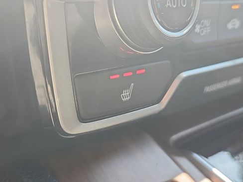 Used 2018 Honda CR-V Touring image 26