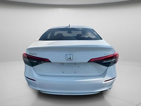 Used 2023 Honda Civic Sport image 6