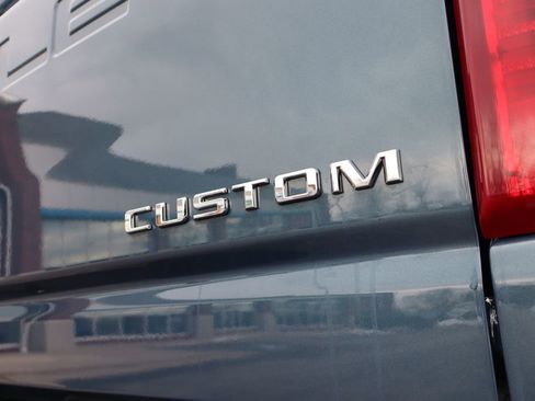 Used 2024 Chevrolet Silverado 2500 Custom w/ Custom Value Package image 36