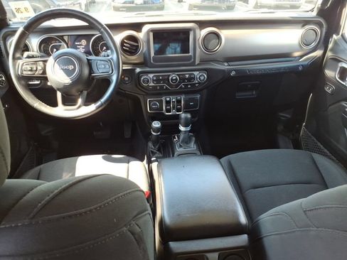 Used 2021 Jeep Wrangler Unlimited Sport AWD/4WD image 9