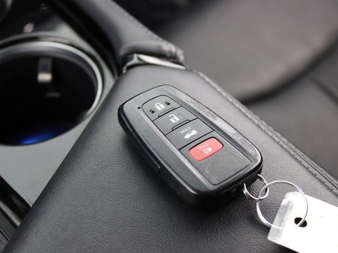 Used 2021 Toyota Mirai w/ Advanced Technology Package RWD image 22
