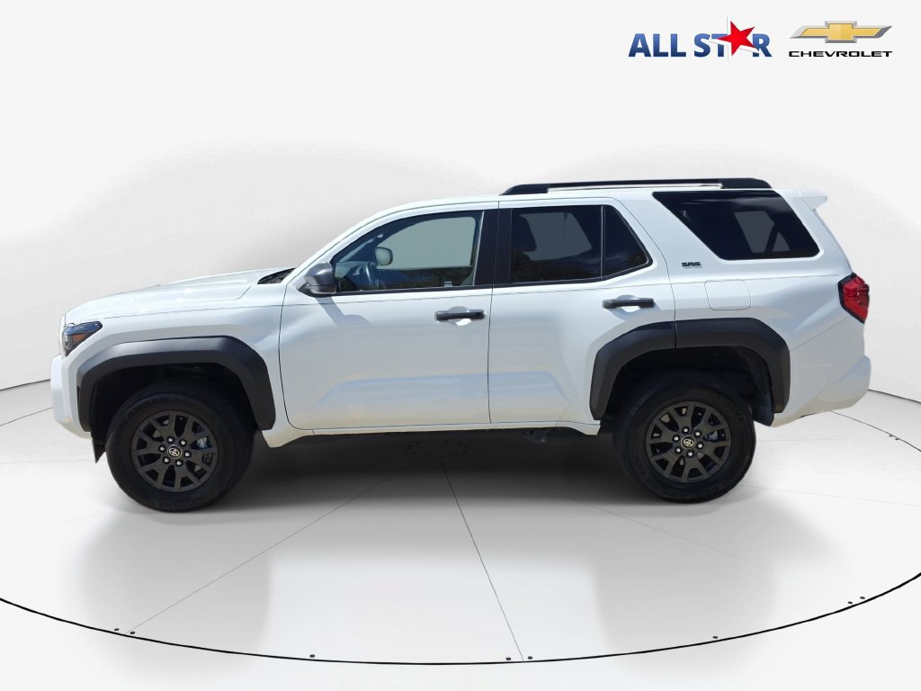 Used 2025 Toyota 4Runner SR5 AWD/4WD image 7