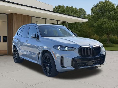 New 2026 BMW X5 sDrive40i w/ M Sport Package image 3