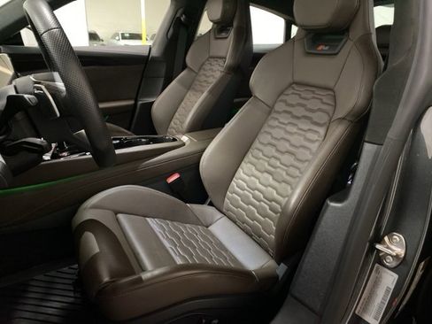 Used 2023 Audi RS e-tron GT w/ Carbon Performance Package image 65